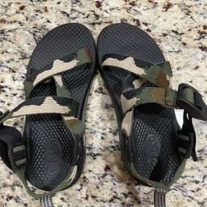 Boys size 12 Camouflage Chacos. In great condition